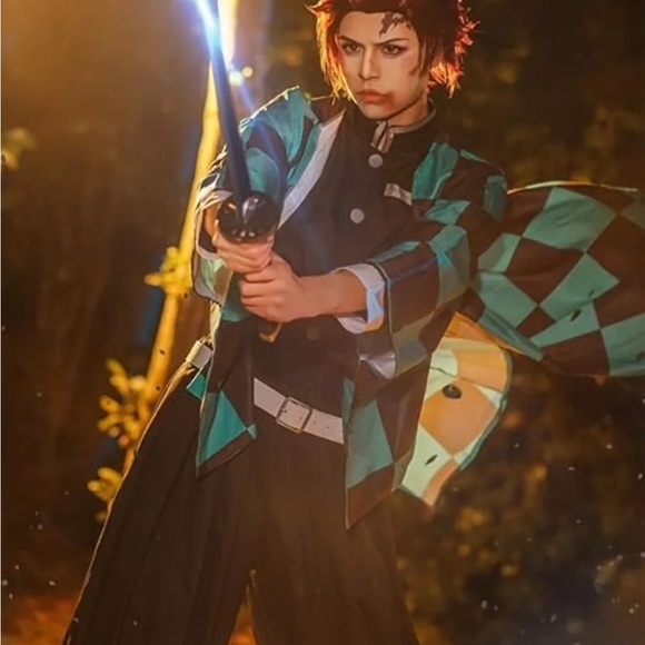 Demon Slayer Tanjiro - Picture 4 of 5
